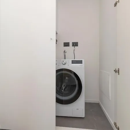 Olmo Apartment Como