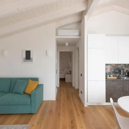 Apartment Olmo Como